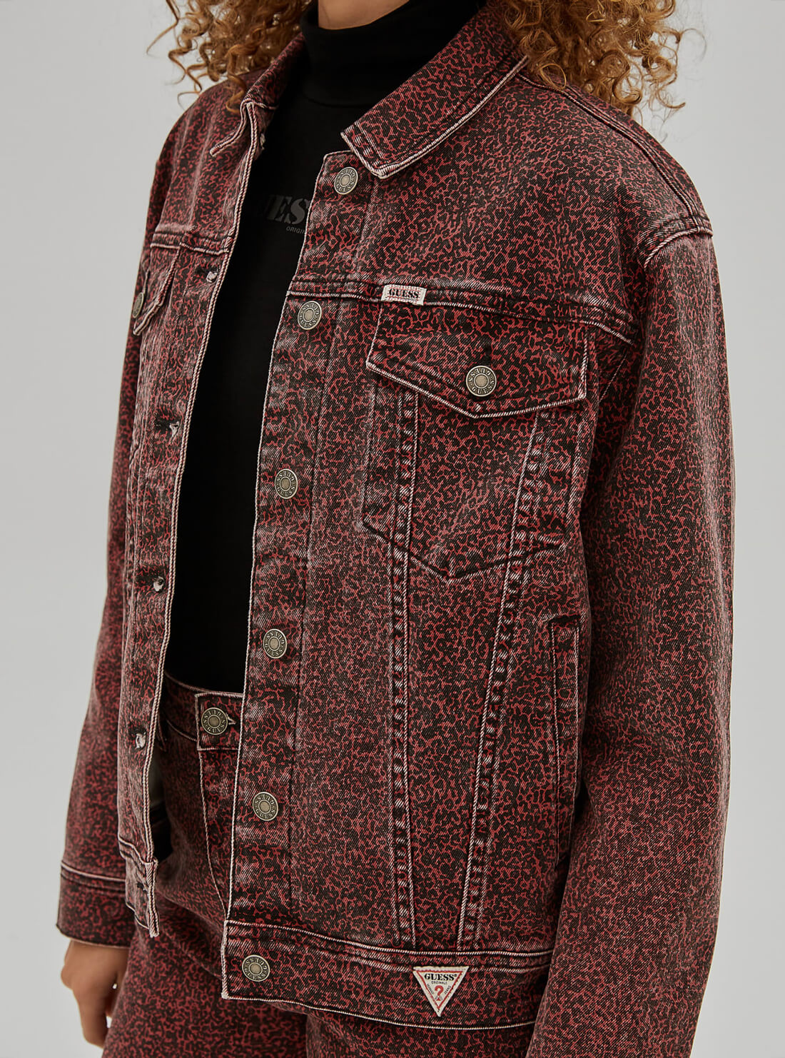 Guess Originals Red Multi Rey Textured Denim Jacket Guess Originals Red Multi Rey Textured Denim Jacket