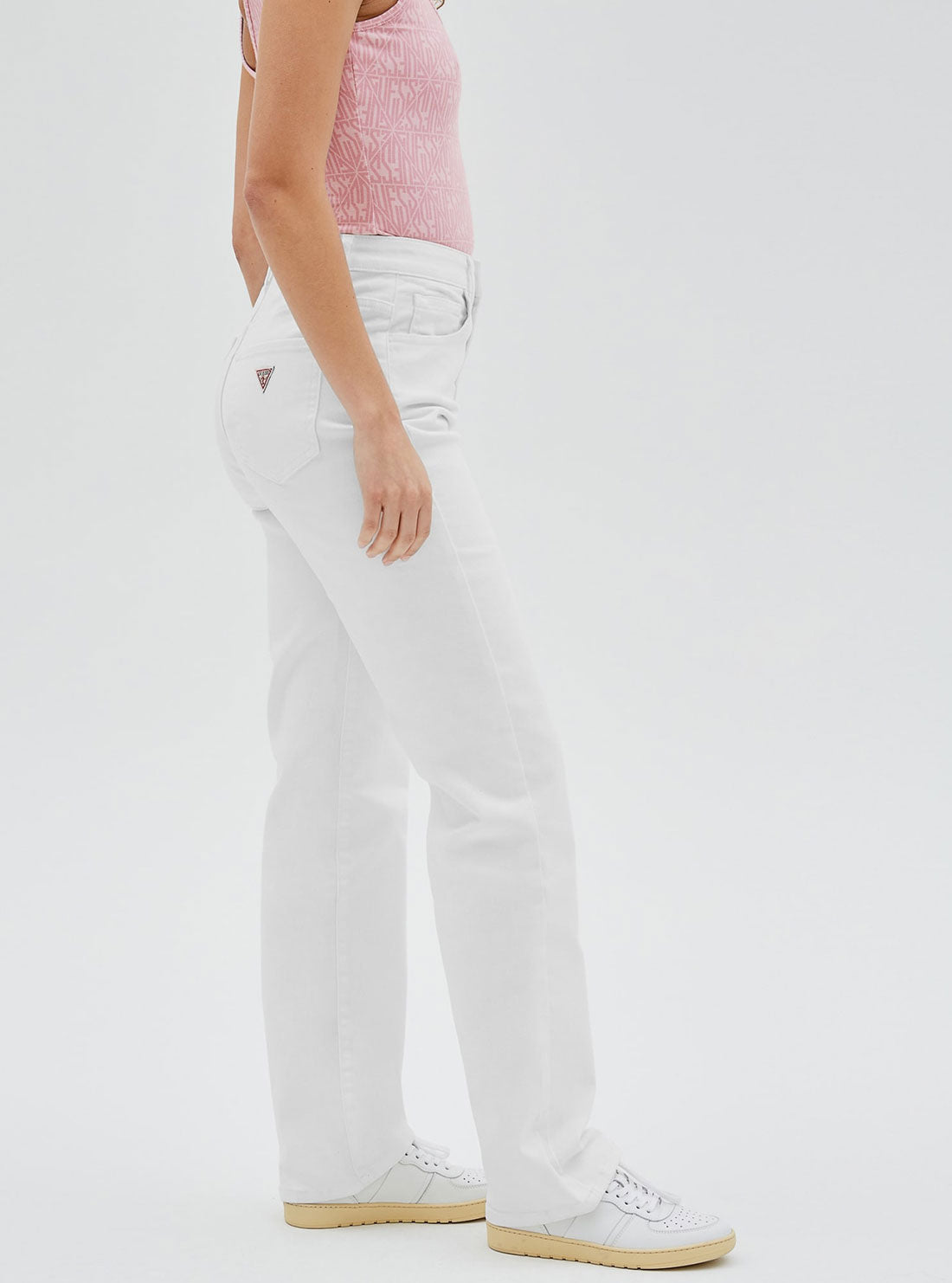 Guess Originals High-Rise Straight Leg Mom Denim Jeans In Ecru Wash Guess Originals High-Rise Straight Leg Mom Denim Jeans In Ecru Wash